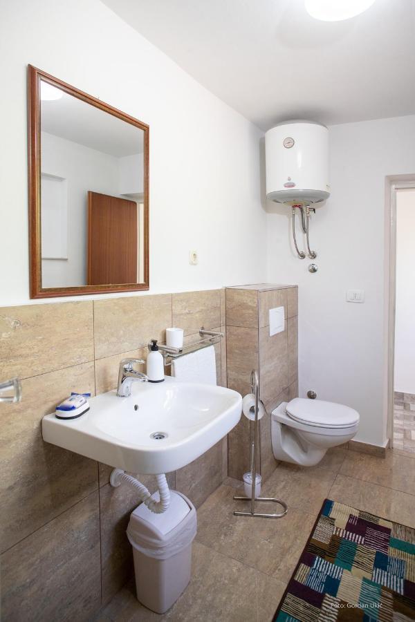 Apartman Luka روفينج المظهر الخارجي الصورة
